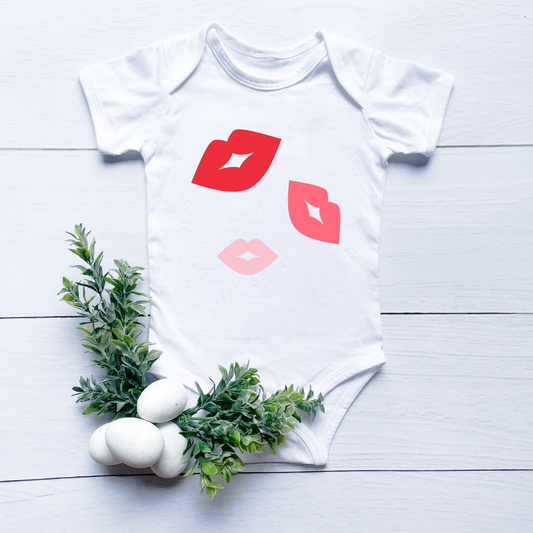 ❤Kisses Onesie❤
